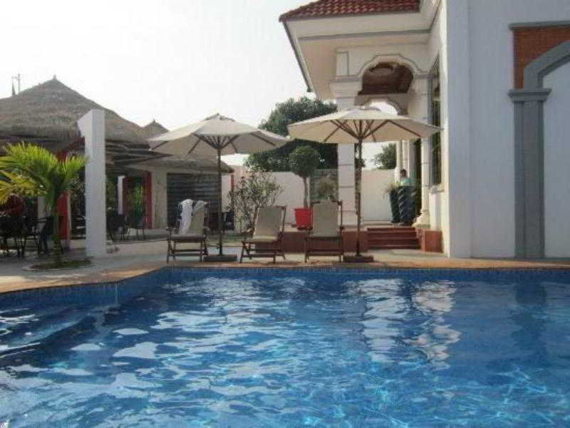 Mae Yu Lim Boutique Hotel Siem Reap Bagian luar foto