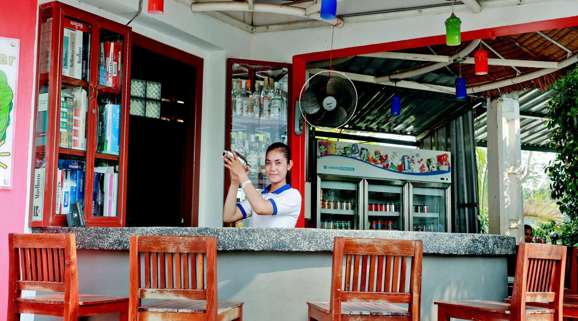 Mae Yu Lim Boutique Hotel Siem Reap Bagian luar foto